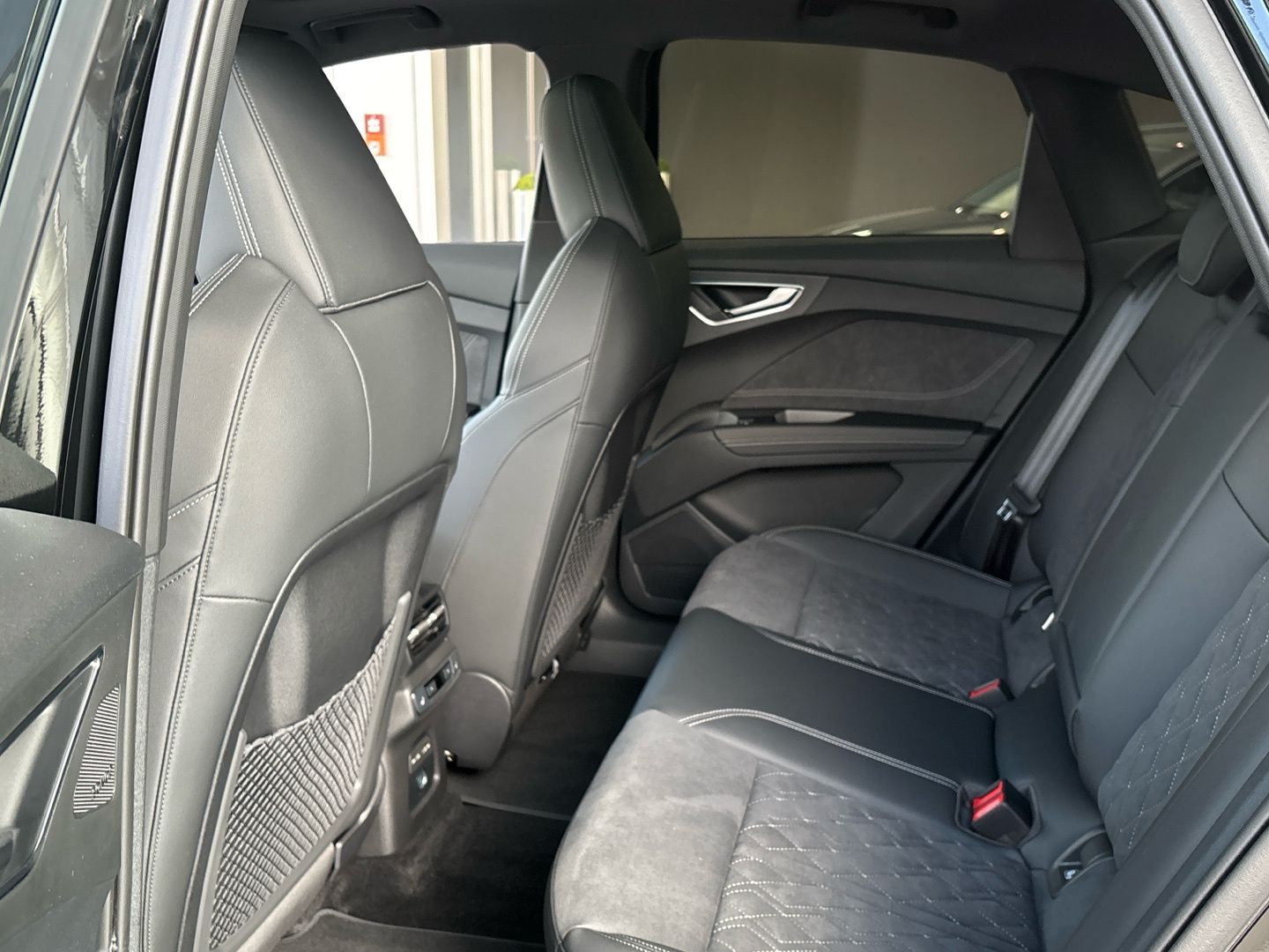 Audi Q4 e-tron - Bild 11