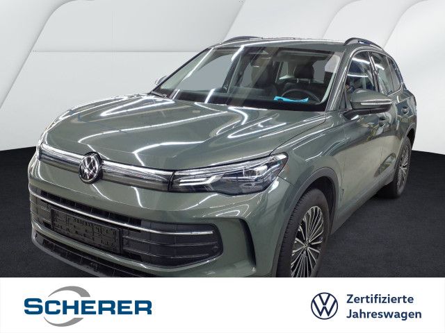 Volkswagen Tiguan 2.0 TDI Life DSG NAVI AHK RFK HUD SHZ 18"