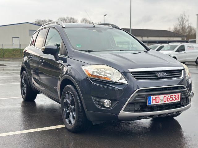 Ford Kuga 2,0 TDCi  Titanium TÜV 04/26 8x Bereift