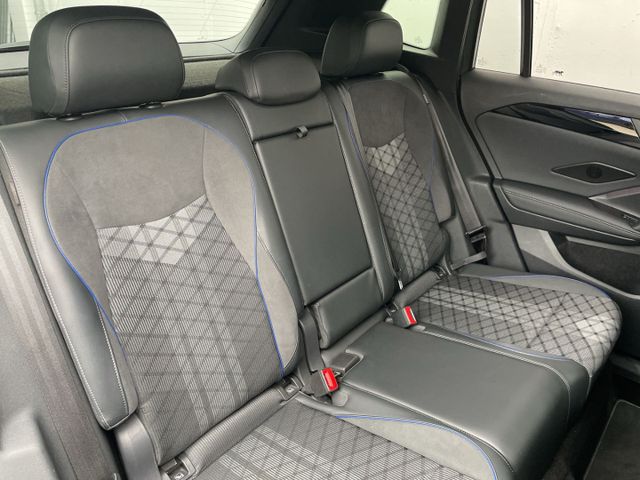 Tiguan 2.0 TDI R-Line Black Style AHK/360°Kamera