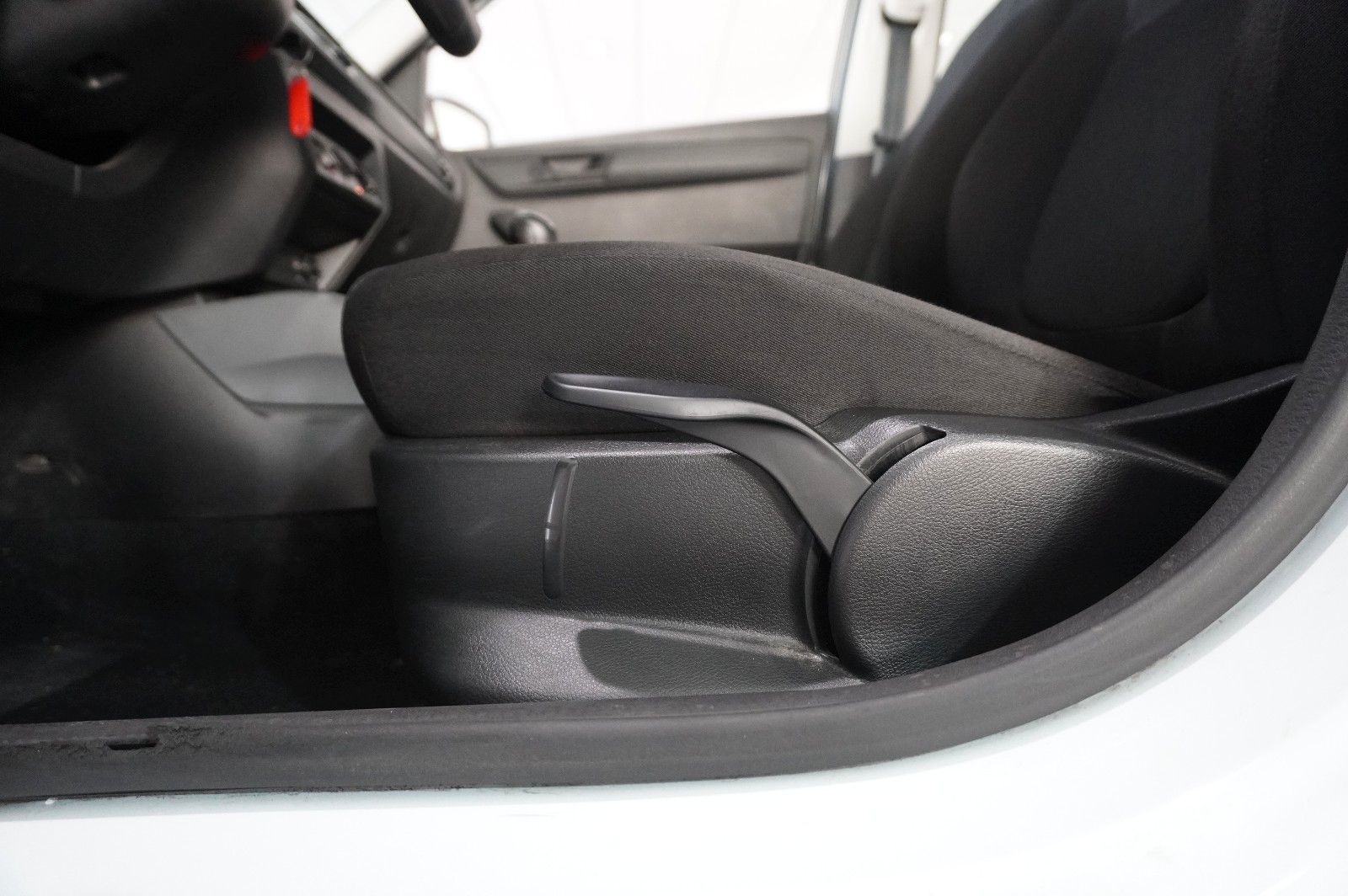 Fahrzeugabbildung SKODA Fabia 1.0 TSI COMBI COOL PLUS LED/SHZ/PDC/DAB+
