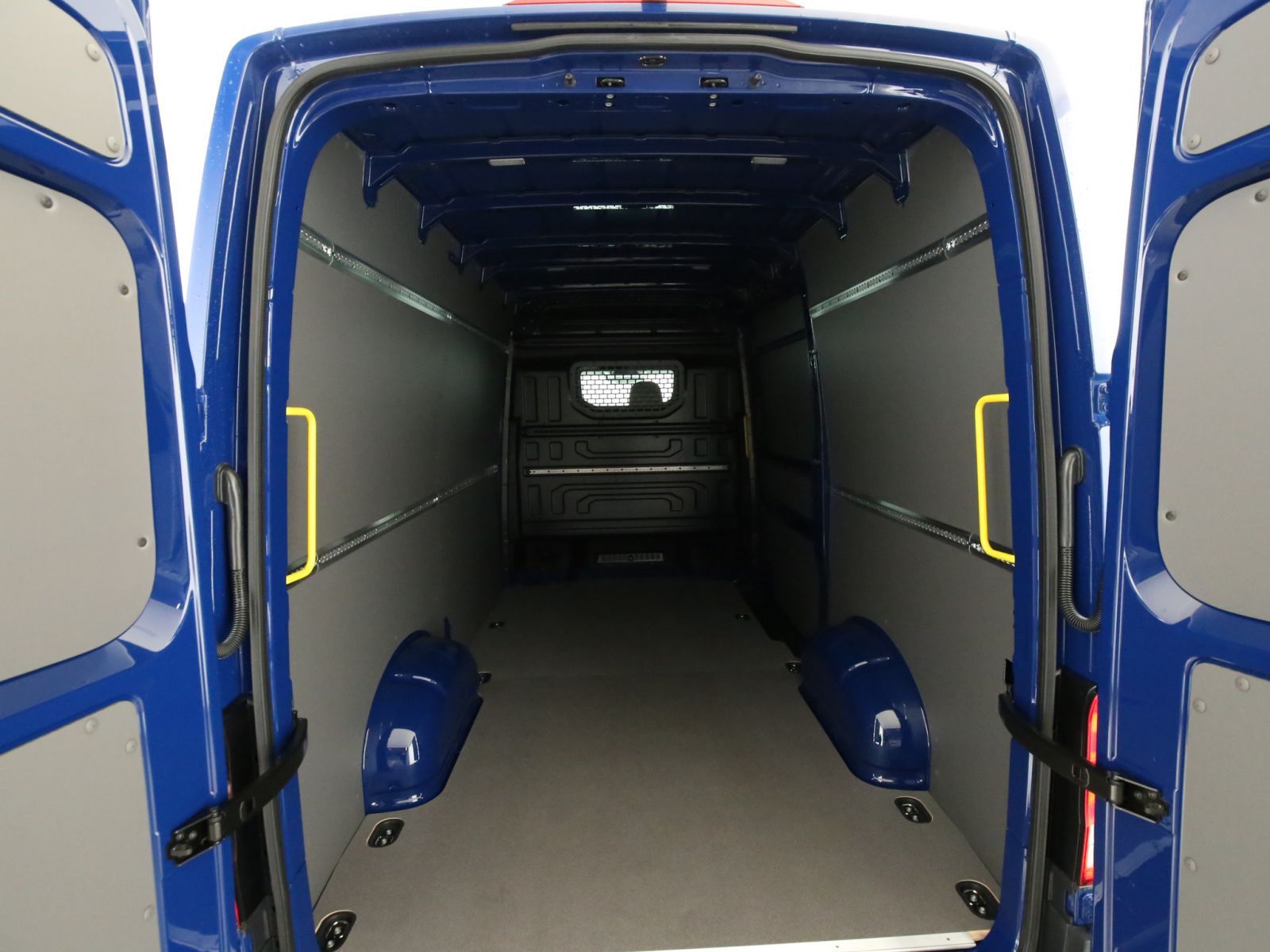 Volkswagen Crafter - Bild 12