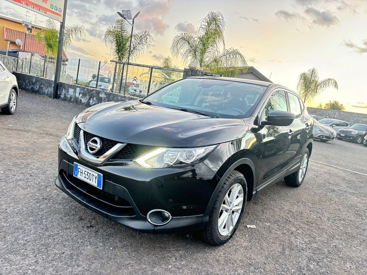 NISSAN Qashqai