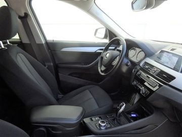 BMW X1 - 11