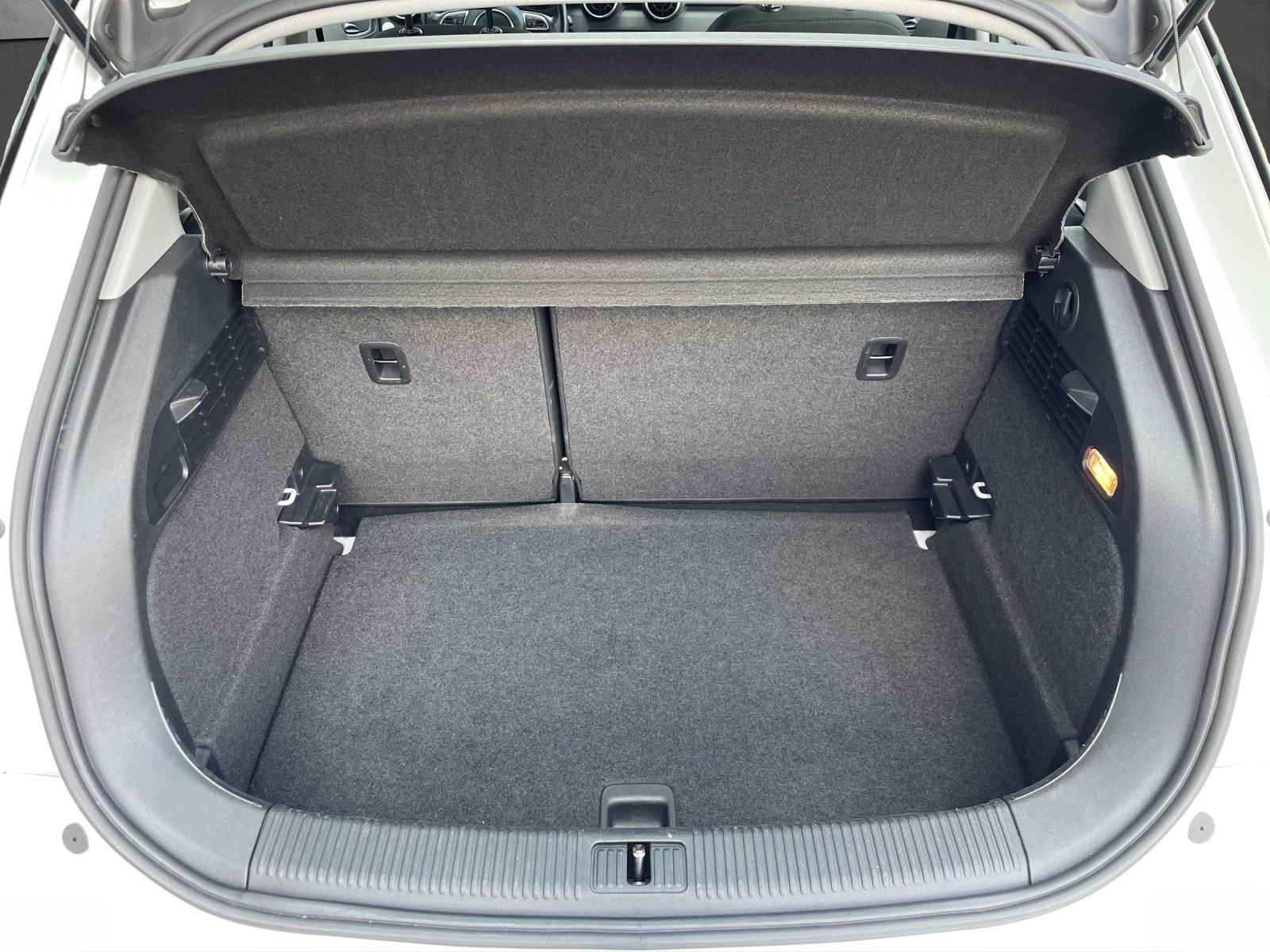 Audi A1 Sportback TFSI*S-Line*MMI*NAVI*SHZ*PDC*Xenon