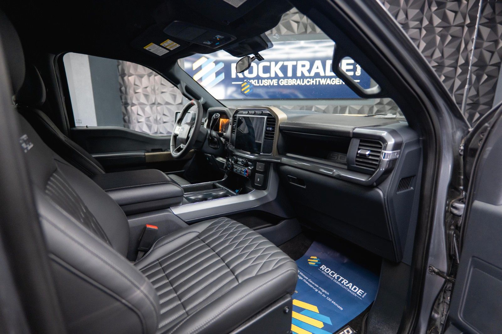 Fahrzeugabbildung Ford F150 5.0L V8 4x4 Offroad SuperCrew RAPTOR 19%