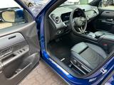 Mercedes-Benz GLB 200 *LED*AHK*MBUX*eSD*KAM* - Mercedes-Benz GLB 200 mit Benzin-Antrieb: Panorama-Dach, Geländewagen