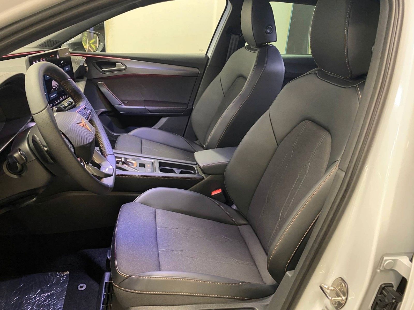 Fahrzeugabbildung CUPRA Leon ST 1.5 eTSI DSG FACELIFT mild HYBRID+AHK+++