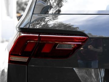 Volkswagen Tiguan - 10