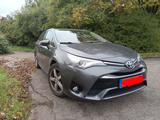 Toyota Avensis 1,8-l-Valvem. Edition S+ T. Sports E... - graue Toyota Avensis