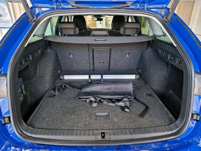 Fahrzeugabbildung Skoda Octavia Combi Clever 2.0TDI Navi Kamera Matrix