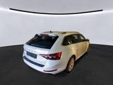 Skoda Superb Combi Style iV AHK/StHz/Kamera/DCC/Keyles - Skoda Superb Style mit Hybrid-Antrieb (Benzin/Elektro)