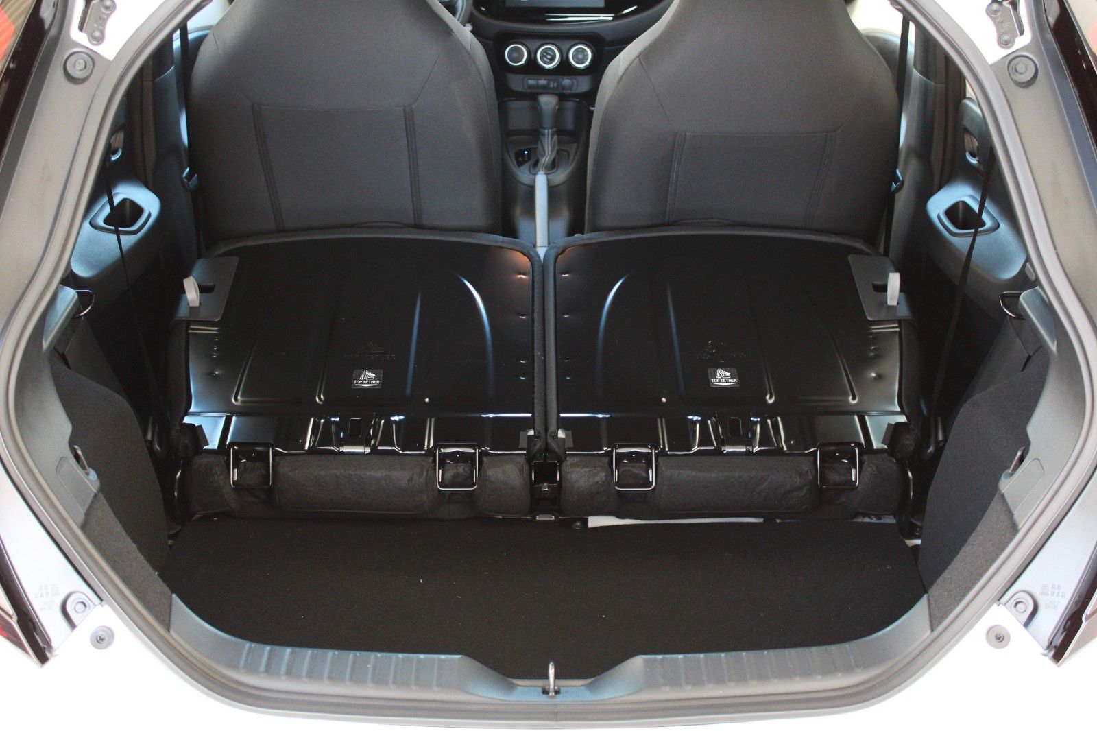 Fahrzeugabbildung Toyota Aygo X Play AUTOMATIK + Alu + AKR