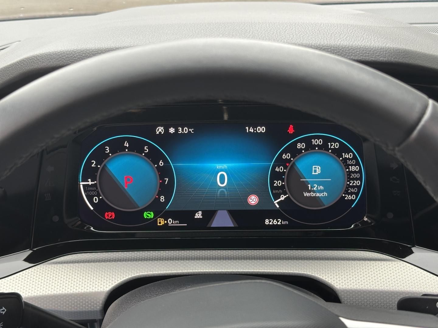 Fahrzeugabbildung Volkswagen Golf Variant MOVE Golf VIII Variant MOVE 1.0 eTS