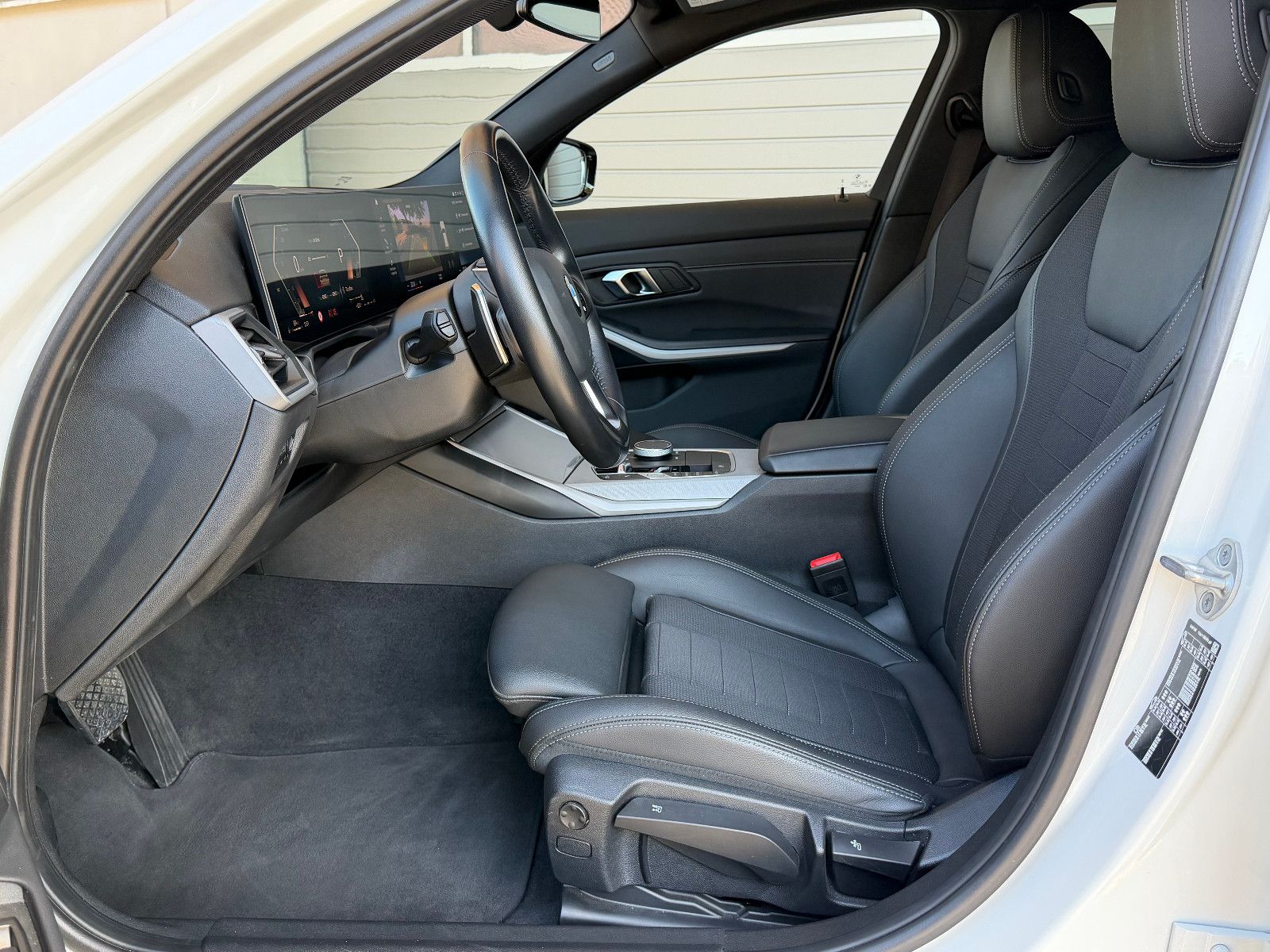 BMW 318d Touring Aut. RFK HeadUp ACC AHK 1.Hand foto 13