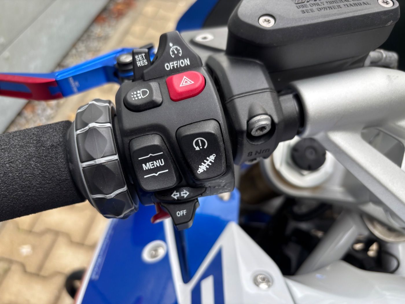 Fahrzeugabbildung BMW R 1250 RS Sport 3 Pakete Akrapovic Lenkererhöhun