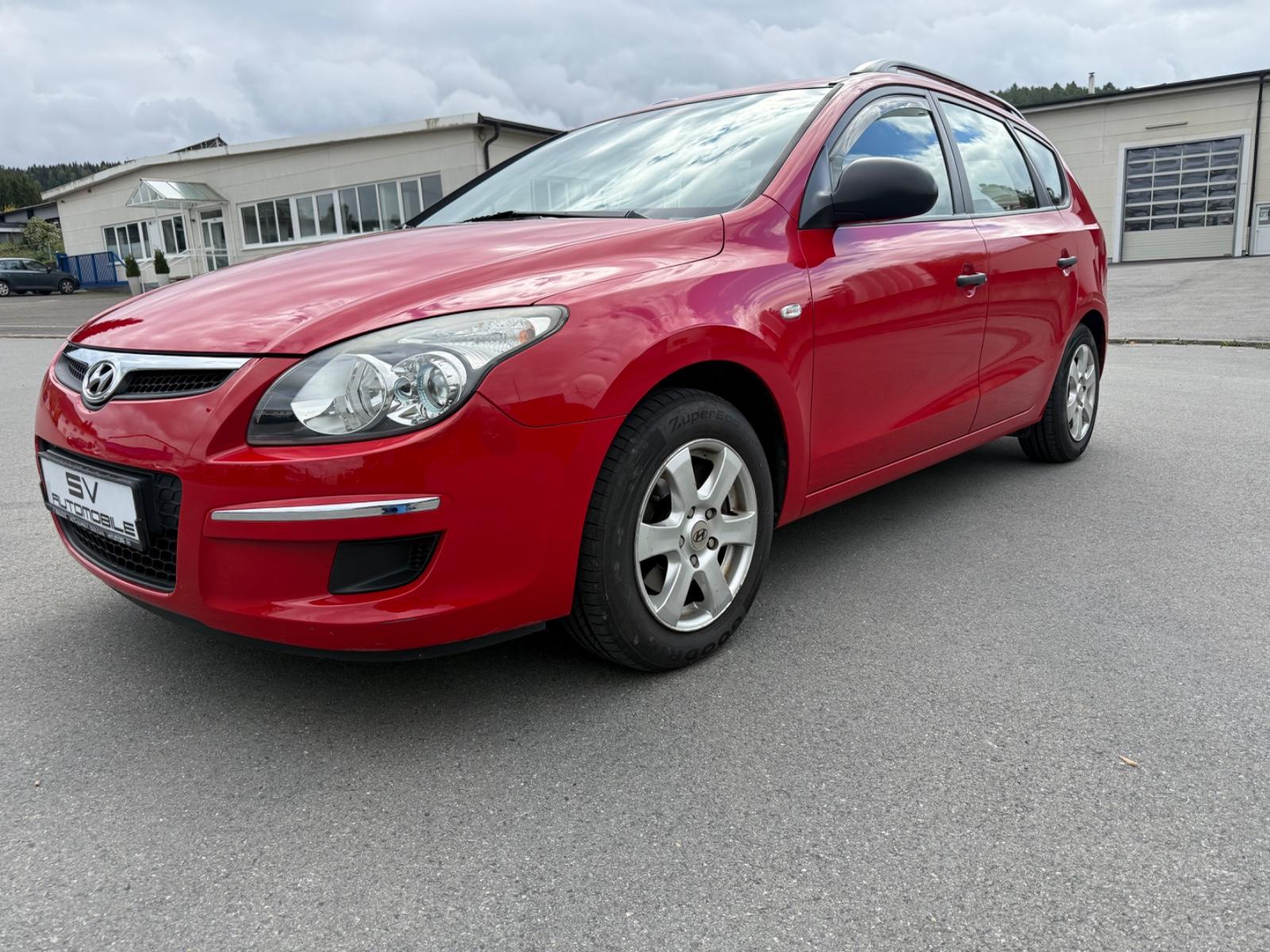 Hyundai i30 2009 — вигляд ззаду