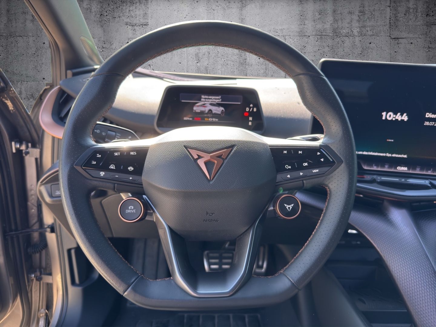 Cupra Tavascan - Bild 10