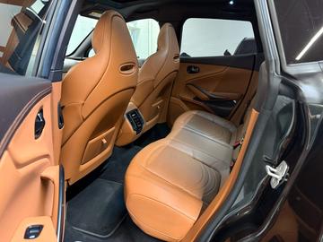 صورة مصغرة 24 لـ 2022 Aston Martin DBX