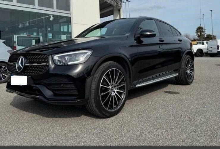 Image of Mercedes-Benz GLC 300