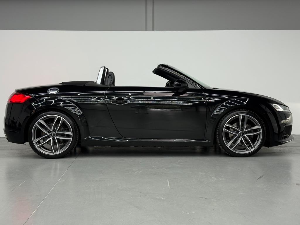 Audi TT Roadster 2.0 TFSI quattro S Line, Foto 22 von 49
