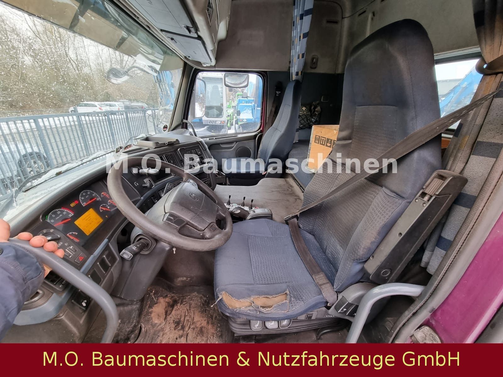 Fahrzeugabbildung Volvo FM 440 / 6x2 / Euro 5 / AC  /