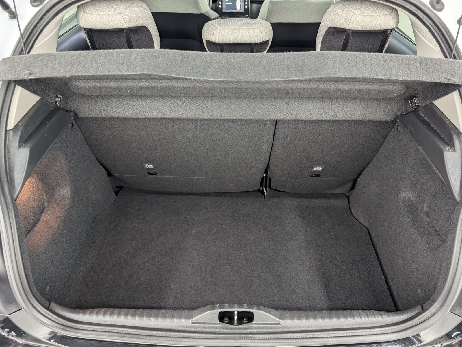 CITROEN C3  1.2 PureTech Shine Navi Pano NUR GEWERBE – Bild 11