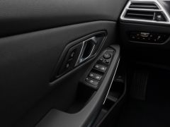 Foto Nummer 34: BMW 318i