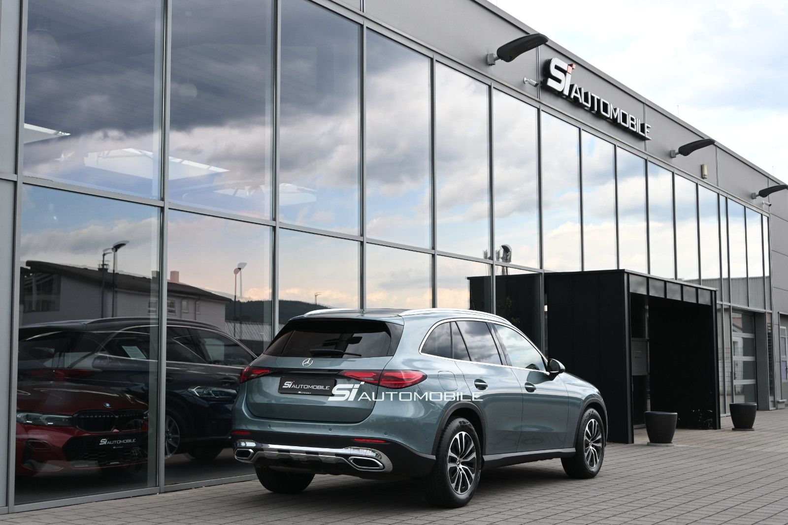 Fahrzeugabbildung Mercedes-Benz GLC 220 d 4MAT. °ACC°AHK°PANO°STANDHZ°DIGI LIGHT