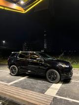 Land Rover Discovery Sport P200 AWD Automatik R-DYNAMIC S - Land Rover Discovery Sport von privat