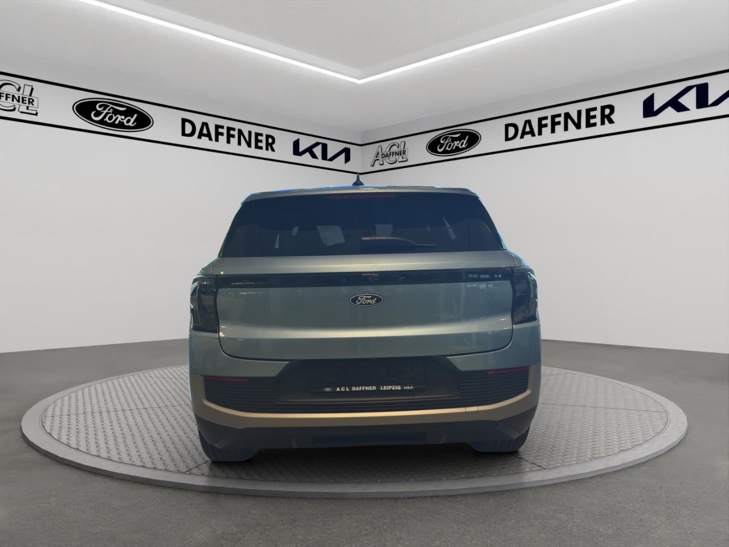 Fahrzeugabbildung Ford Explorer AWD totWinkelASS Kamera SpurhalteASS