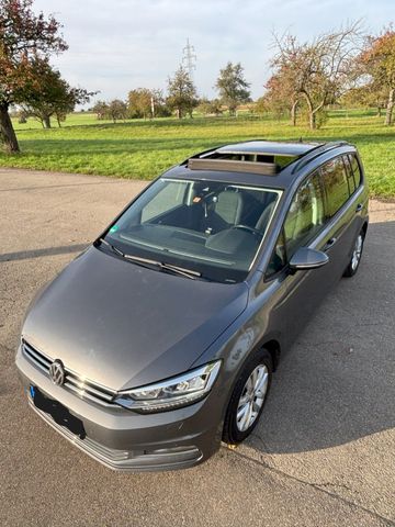 Volkswagen Touran Touran 2.0 TDI SCR BlueM...