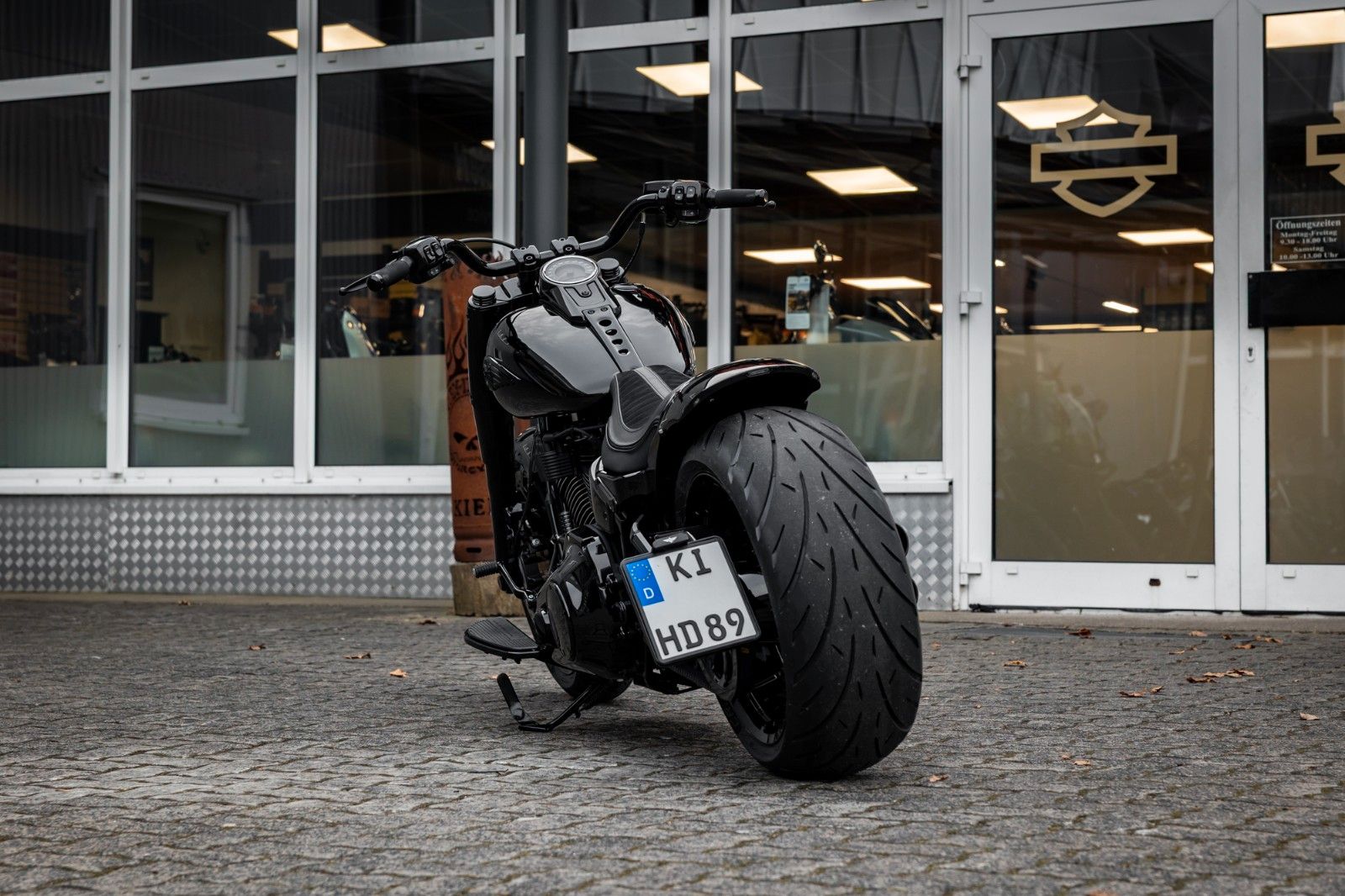 Fahrzeugabbildung Harley-Davidson DARK BOY FLFBS BLACK 117 MY25-H-D Kiel Custom