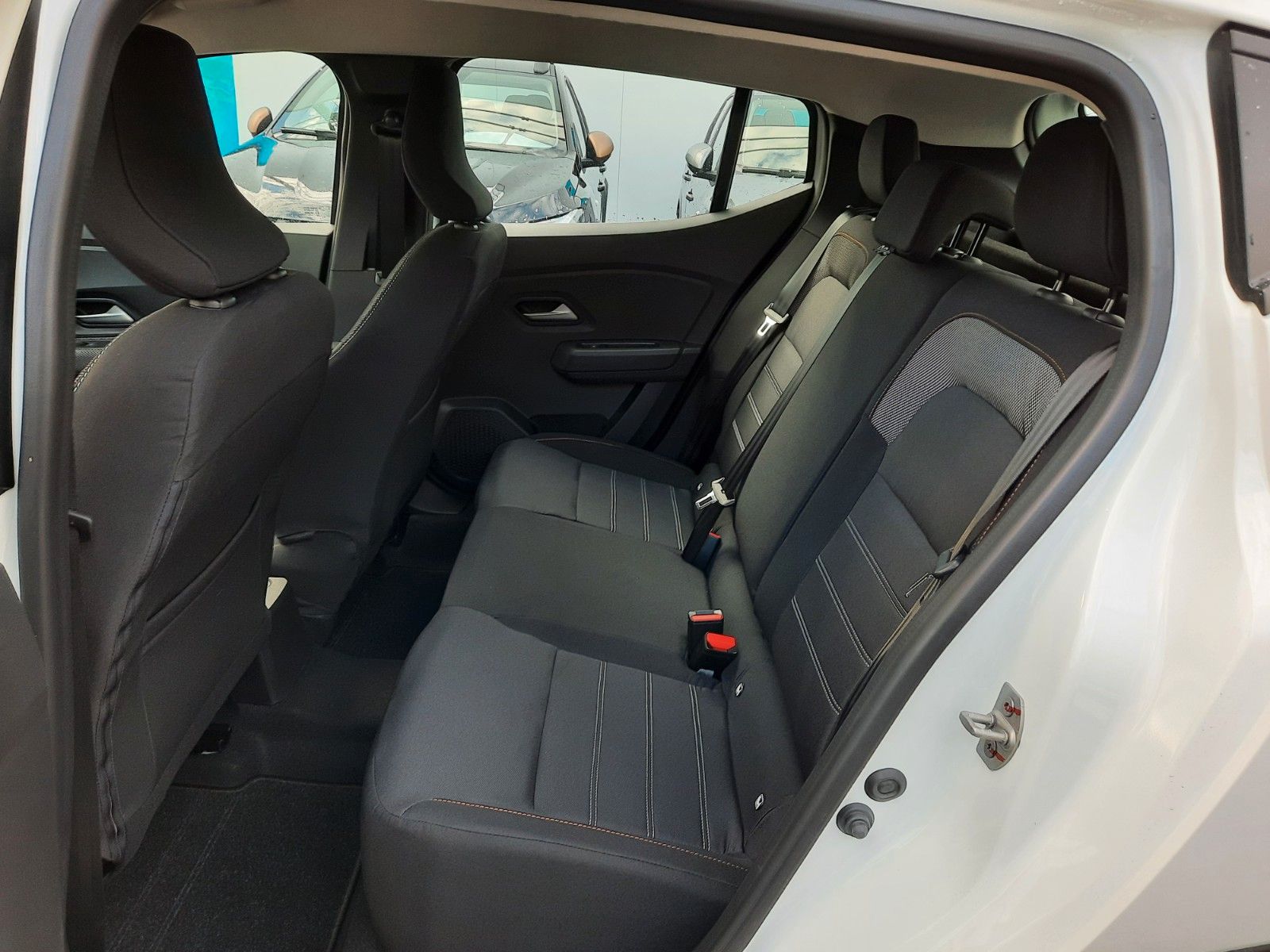 Dacia Sandero - Bild 9