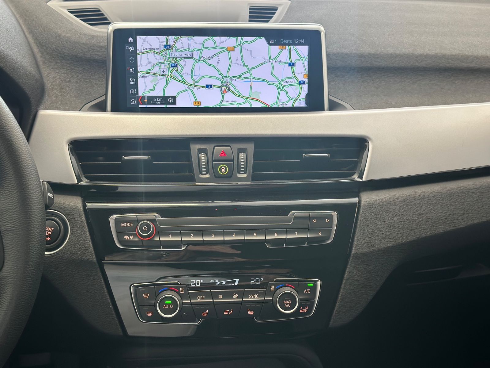 BMW X1 sDrive 18d Advantage Aut/Navi/SitzHz/Tempomat foto 18