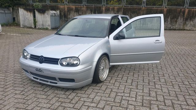 Volkswagen Golf 4 Jubi Gti 1.8T