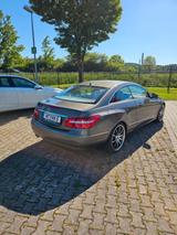Mercedes-Benz E250 nur 70.000km mit Kw v2und orginal fahrwerk  - Mercedes-Benz 250: Sportwagen