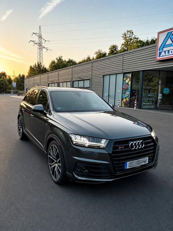 Image of Audi SQ7