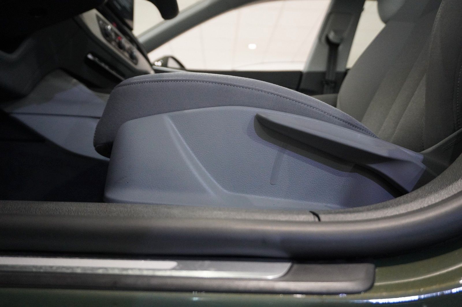 Fahrzeugabbildung Audi A5 Sportback 35 TDI S-TRONIC NAVI/LED/SHZ/DAB+