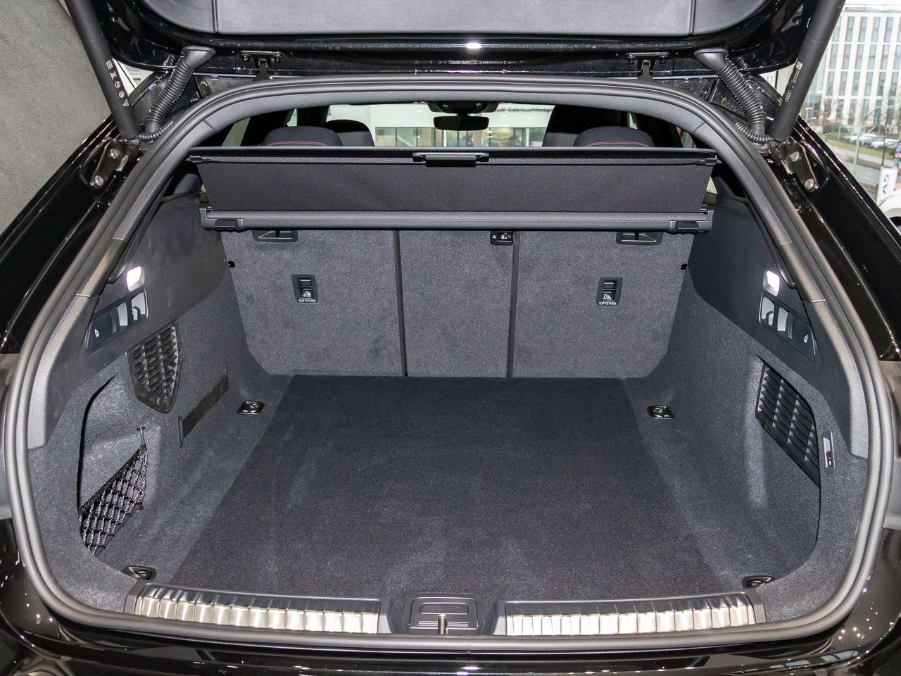 Audi A5 Avant edition one TFSI quattro 150kW S line foto 5