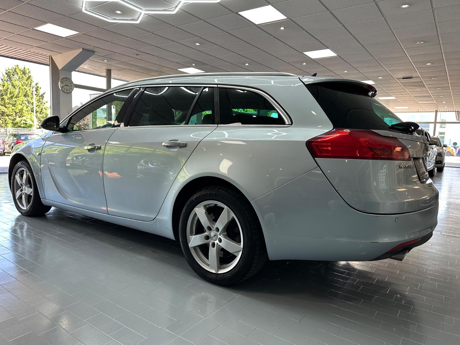Opel Insignia 2.0 CDTI A Sports Tourer Innovation 4x4