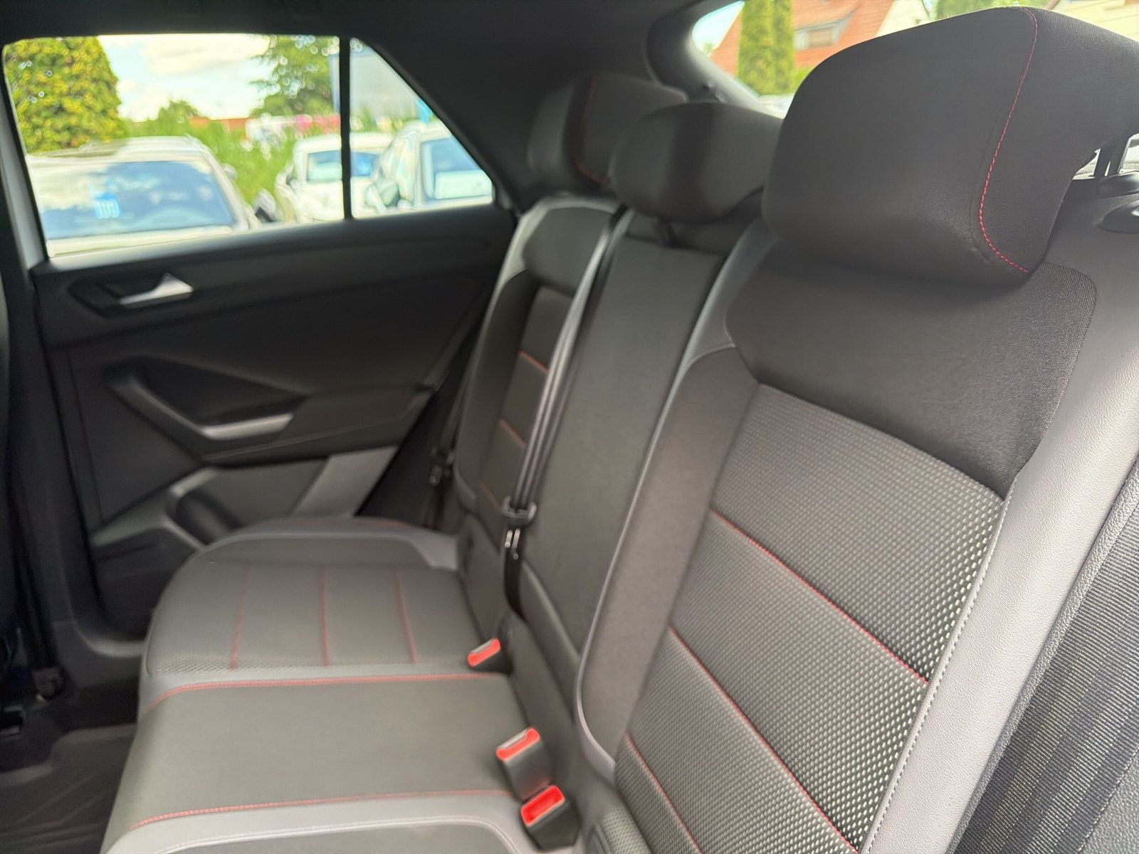 T-Roc R-Line TSi DSG Navi Kamera LEDC Sport