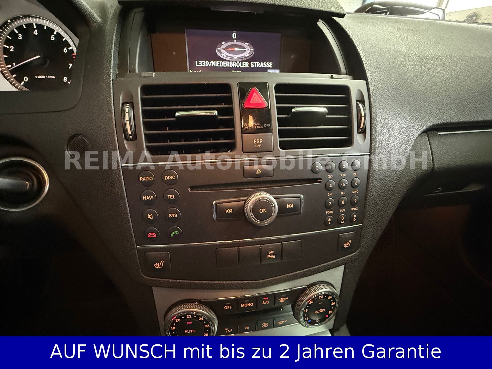Fahrzeugabbildung Mercedes-Benz C 200 Kombi Avandgarde, Klima, Navi