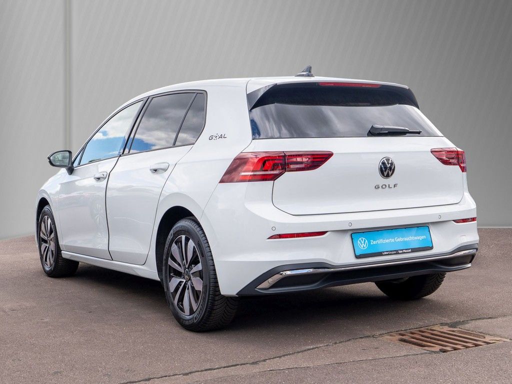 Volkswagen Golf VIII 2.0 TDI DSG Goal AHK Navi LED Plus foto 4