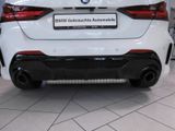 BMW M135 iA xDrive Navi Glasdach SH Park Ass Driv As - BMW M135: Automatik