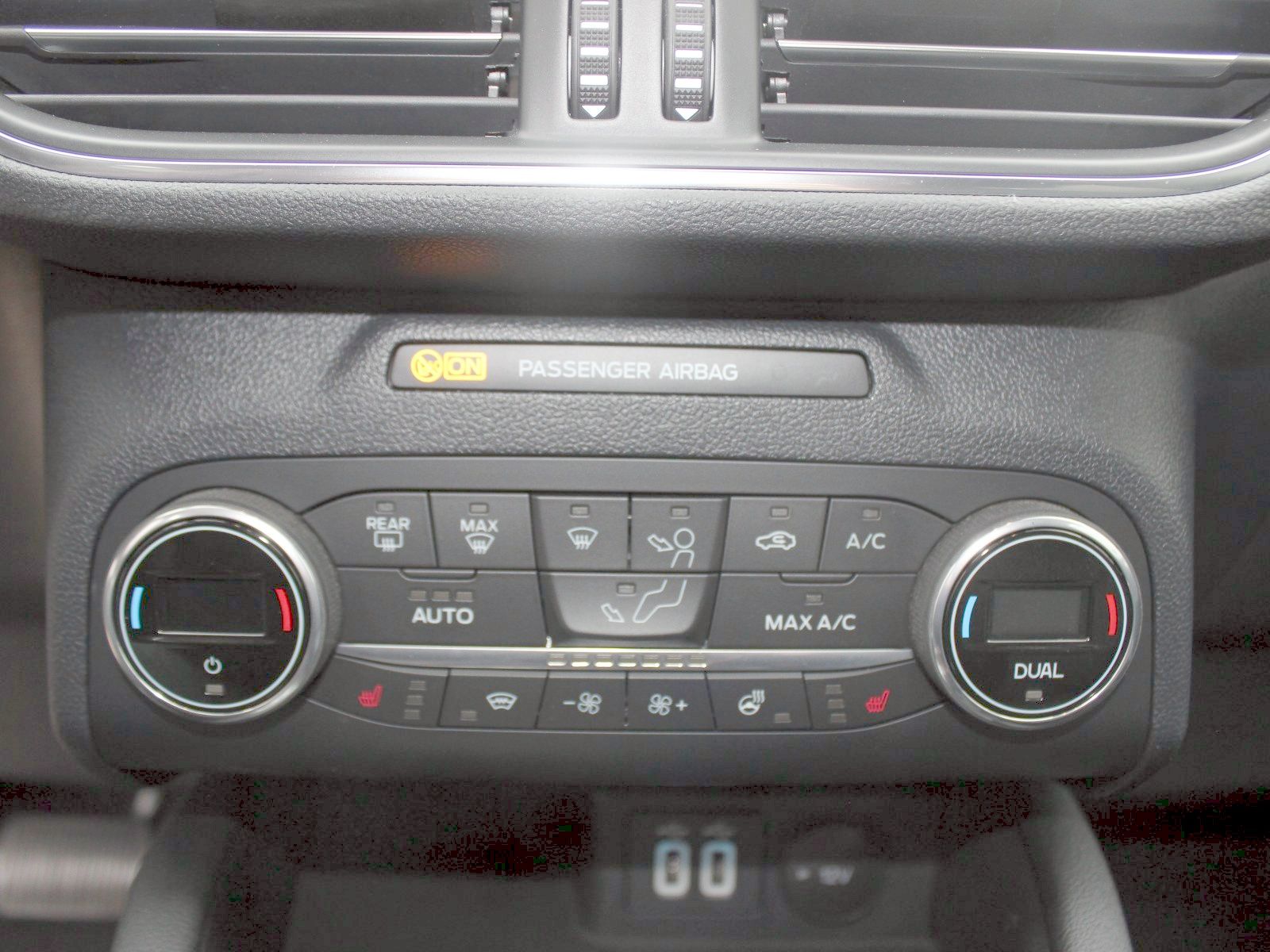 Fahrzeugabbildung Ford Kuga Plug-In Hybrid Titanium X 2,5 Duratec