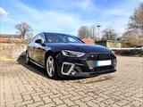 Audi A4 40 TDI S line Avant/MATRIX/Massage/Panorama