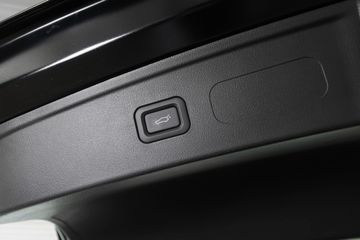 Bild 12 Andere Bestune B70 Pano, 360 Cam, SH, Carplay