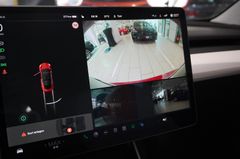 Fahrzeugabbildung Tesla Model 3 LONGRANGE DUAL-MOTOR NAVI/KAMERA/SH/PANO