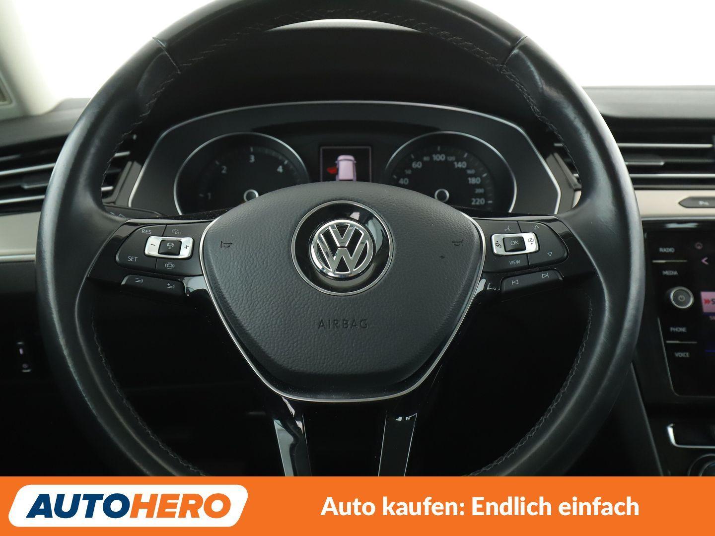 Volkswagen Passat 2.0 TDI Highline BMT Aut.*NAVI*LED*ACC*